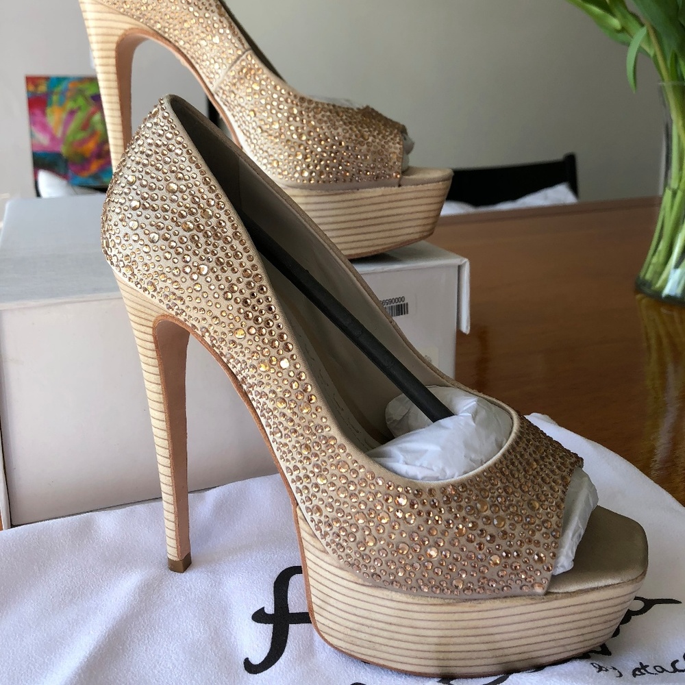 Alice + Olivia Laird Platform Pump crystal covered